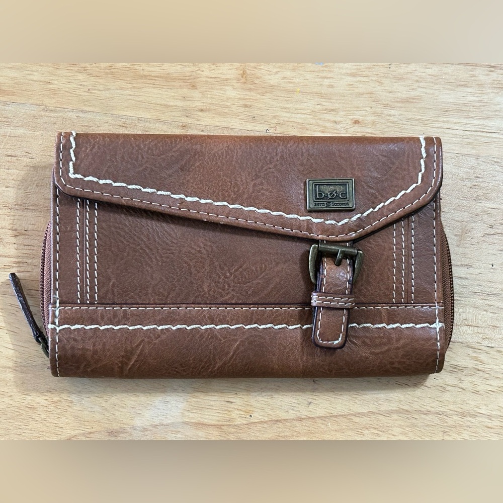 boc Tan Wallet with Buckle Accent